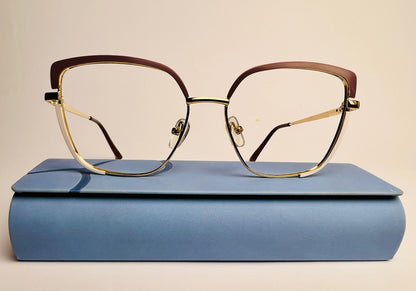 Elegant Tri-Tone Metal Frames
