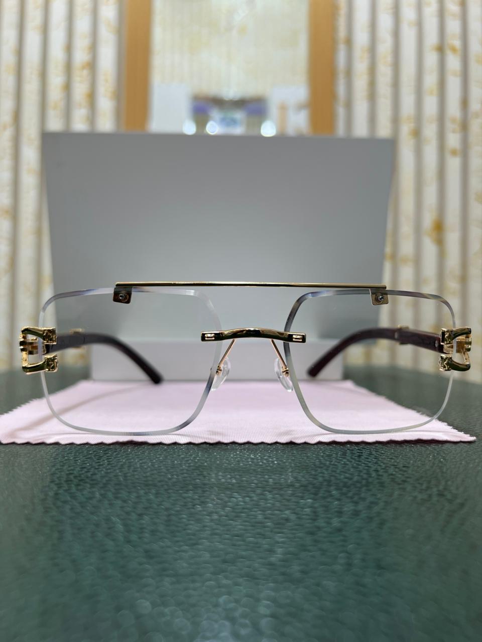 Man Transition Glass