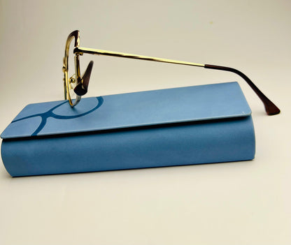 Elegant Tri-Tone Metal Frames